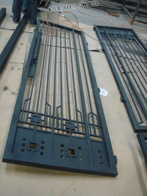 Iron gates--CN-IG007